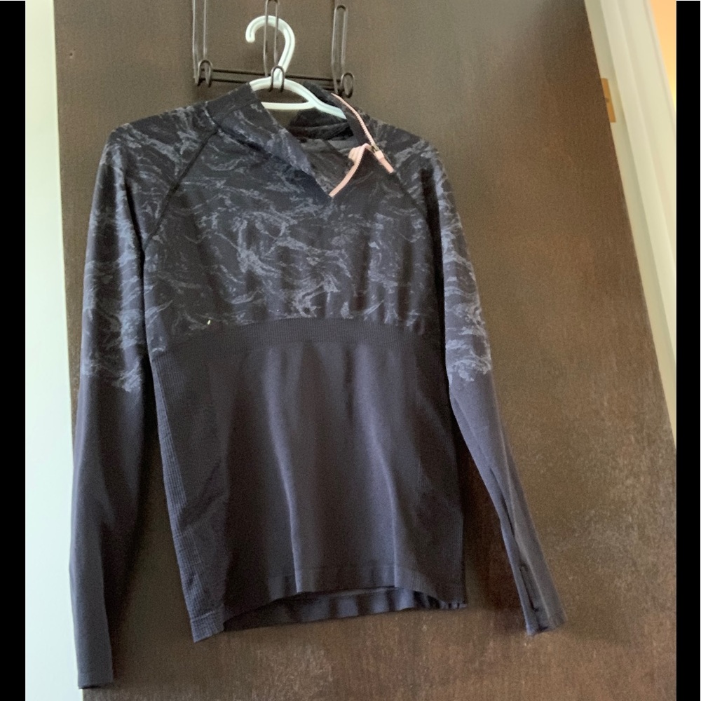 Fabletics Work Out long sleeve Shirt